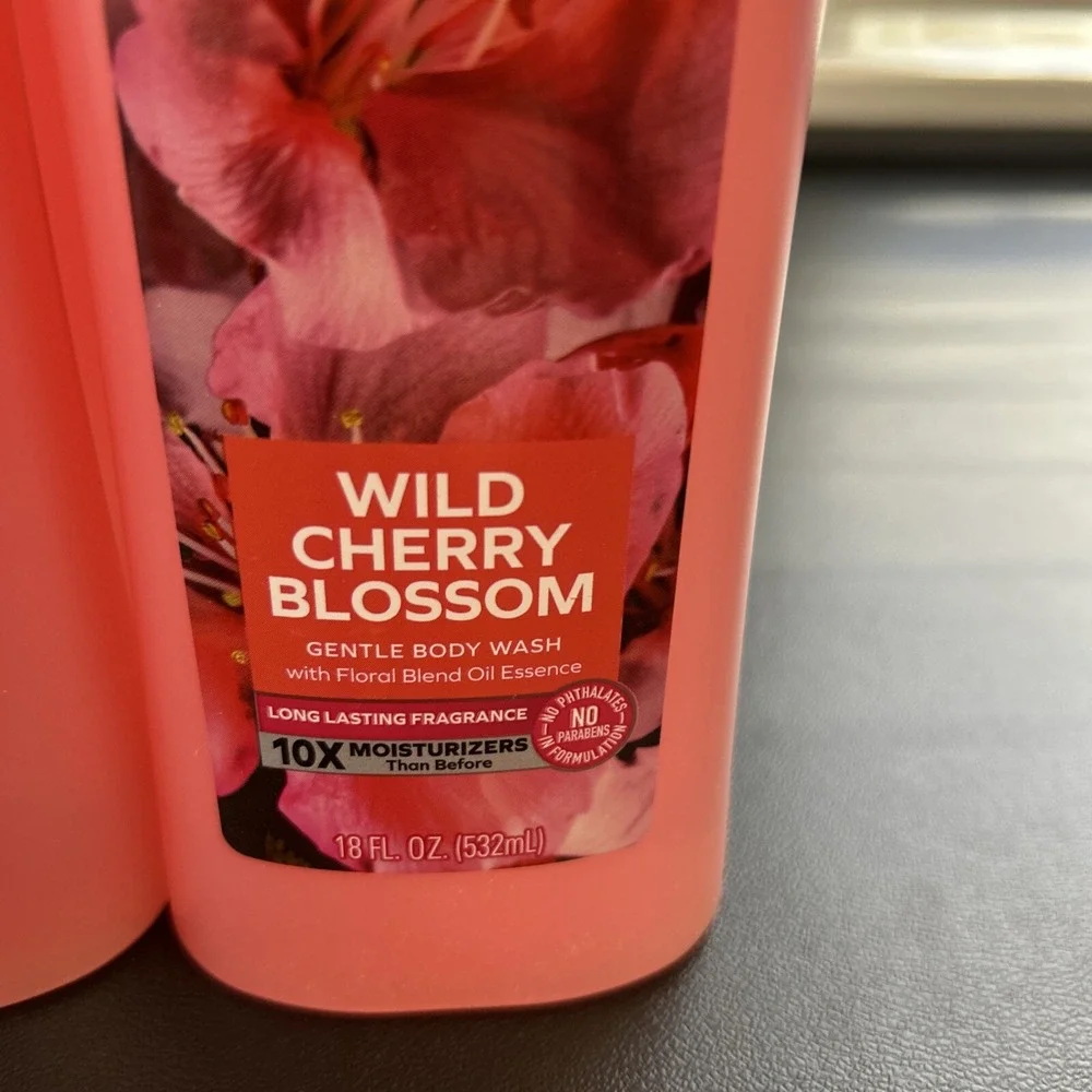 4 PK SUAVE ESSENTIALS WILD CHERRY BLOSSOM HYDRATING‎ BODY WASH 18 OZ